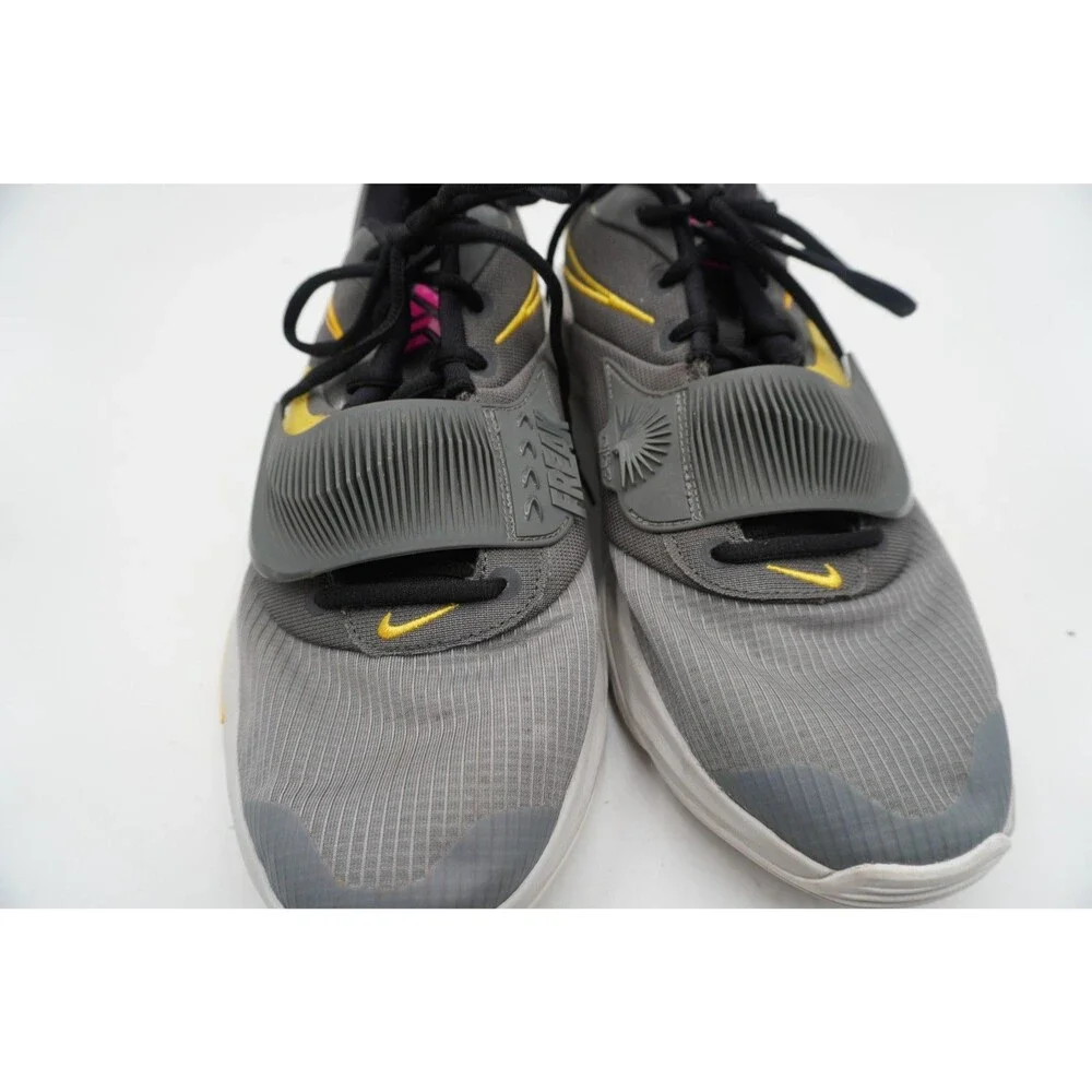 Nike Zoom Freak NBA Basketball Shoes DA0694 Iron Grey Black Mens 11.5 Fast Ship